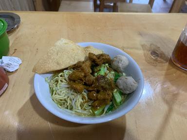 BAKSO & MIE AYAM BANG AKHTAR