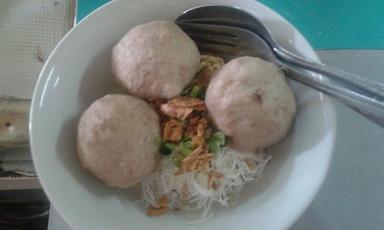 BAKSO PAK KUMIS