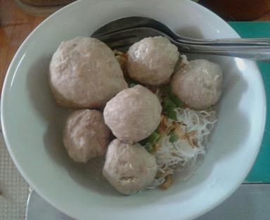 BAKSO PAK KUMIS