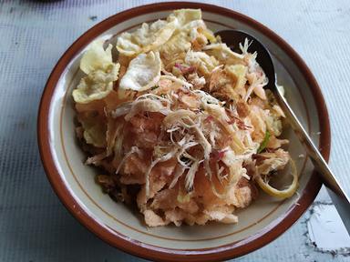 BUBUR AYAM BERHIAS