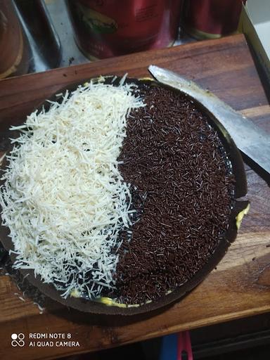 MARTABAK TELER MALAKA SARI