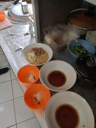 MIE AYAM BANGKA ALOY