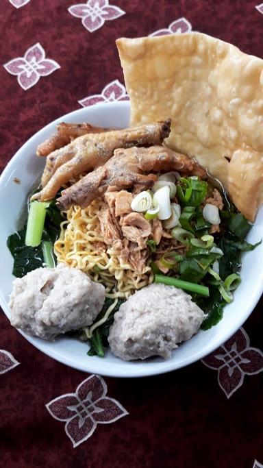 MIE AYAM BU MUS