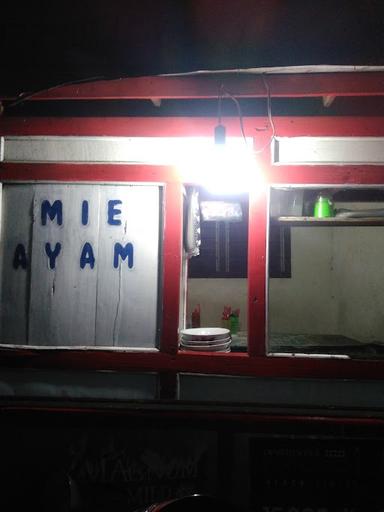 MIE AYAM CHANDRA