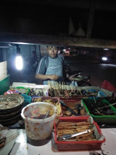 NASI KUCING CURUG MAS SLAMET