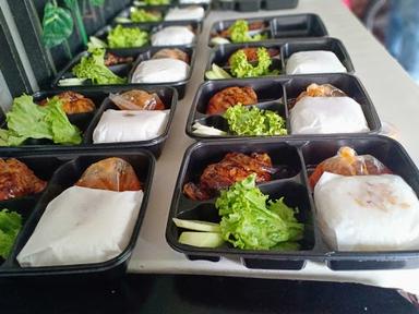 NASI UDUK KUPAT TAHU BANDUNG