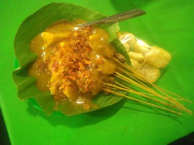 SATE PADANG MAK UNCU