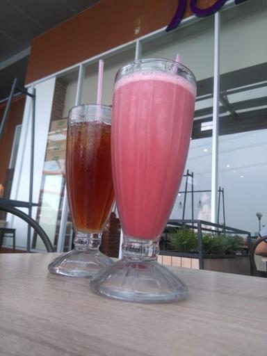 SOLARIA CIPINANG INDAH MALL