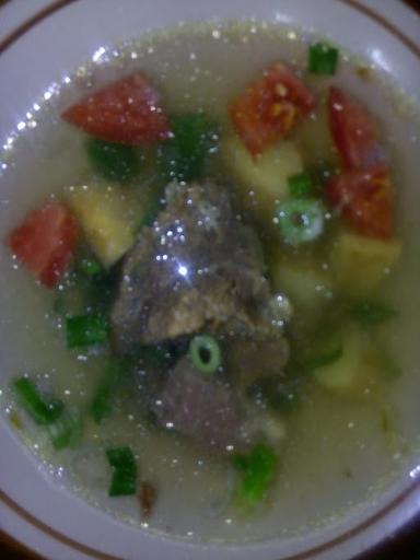 SOTO BETAWI & SOP IGA (RM PA'DE)