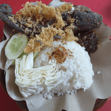 WARUNG SOTO MBAK ATIK,CAB.PATTIMURA H.MIRAN