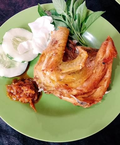 WARUNG MAKAN SARI ABADI