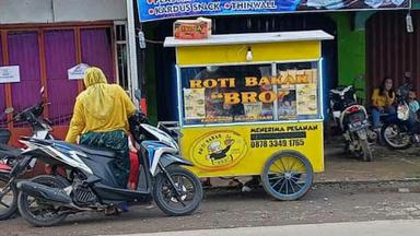 ROTI BAKAR BRO