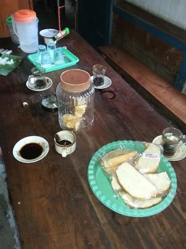 WARUNG KOPI MBAH MARFUAH