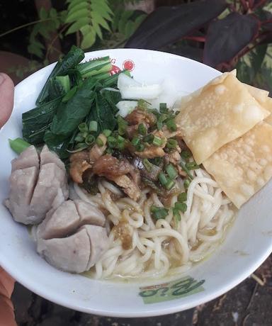 BAKSO DOWO UMUR