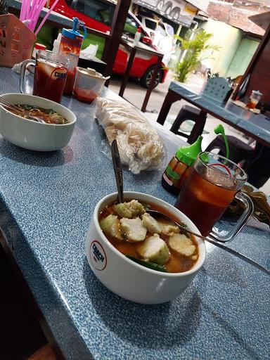 BAKSO DUA PUTRI KULINER SEMARANG