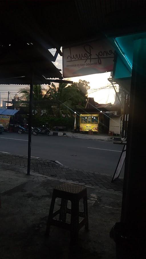 KUE BANDUNG DAN MARTABAK TELOR PAK NO CITARIM