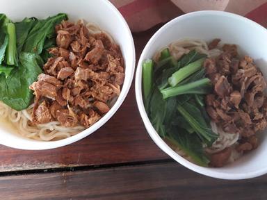 MIE AYAM & BAKSO MULYOSARI 2