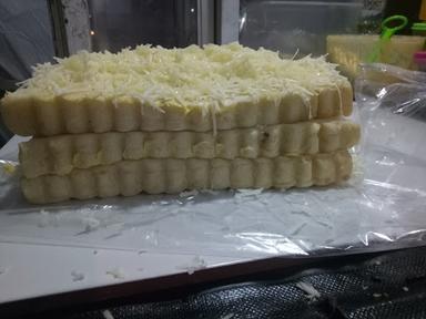 ROTI BAKAR OM'E