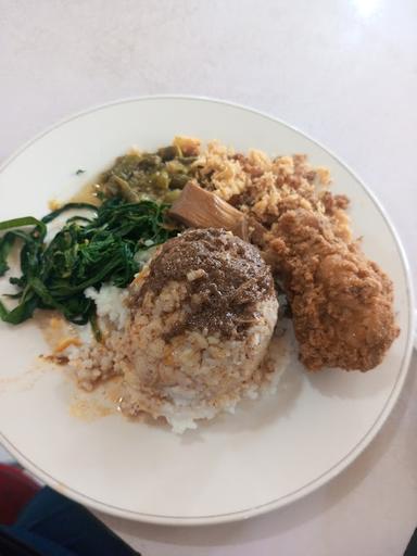 RUMAH MAKAN PADANG SAHABAT