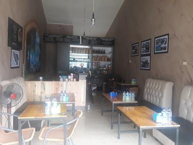 BANDARA CAFE, BREAKFAST & COFFE SHOP