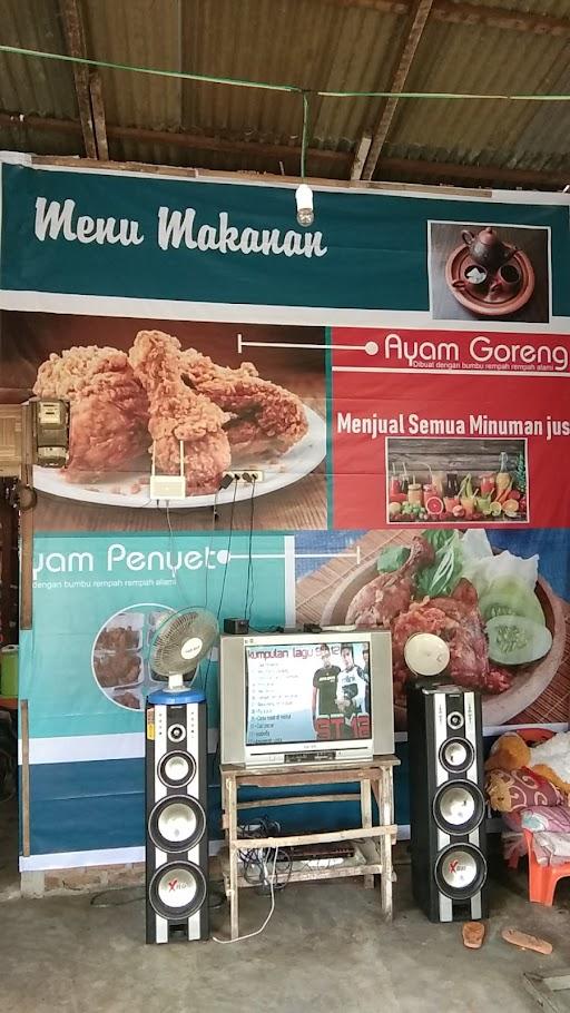 AYAM PENYET AQILA