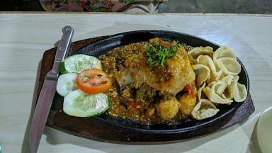 BAKSO MAS ADI PASAR MIRING