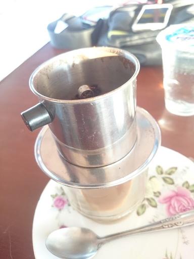 WARUNG KOPI JOE PULAU REMPANG