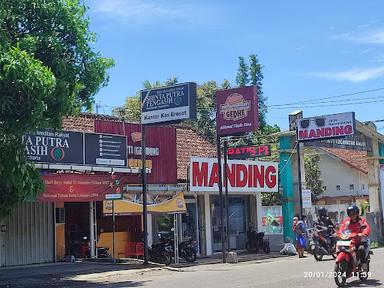 ROTI GEMBONG GEDHE BROSOT