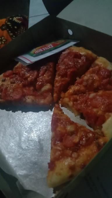 LARISONO PIZZA