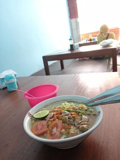 SOTO AYAM KAMPUNG MAKNIN 2