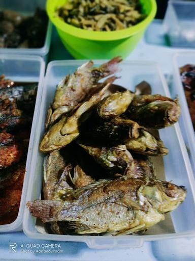 WARUNG NASI DAN BUBUR MBAK AR