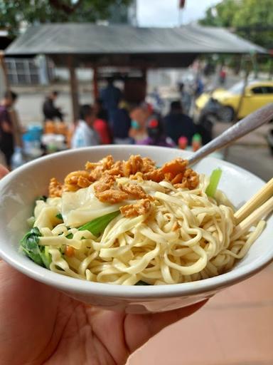 MIE GEPENG PAK KARSUM