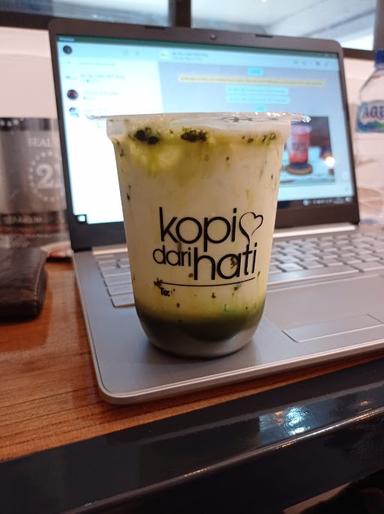 KOPI DARI HATI & TOAST ROXY