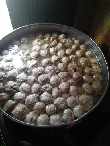 BAKSO AYAH DAN BUNDA ASLI GUNUNGKIDUL