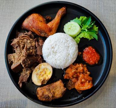 DAPUR SOLO LUNCH BOX - TANAH ABANG