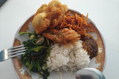 GUDEG BATUTULIS