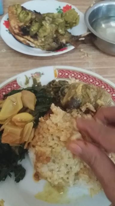 RUMAH MAKAN KEDAI MINANG