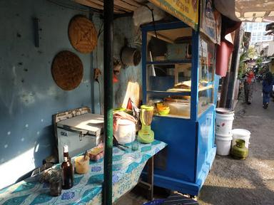 WARUNG PECEL LELE & AYAM BU ISAH