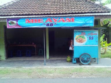 MIE AYAM 88 PLOSOREJO