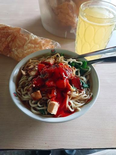 MIE AYAM PAK KAMID