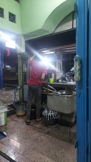 BAKMI JOGJA PAK TORO GAMPING