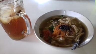 CHICKEN AND BEEF SOUP SOTO KUNG NDUT