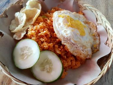 NASI GORENG KEBULI DAN KAMBING UMJEK. TRIHANGGO