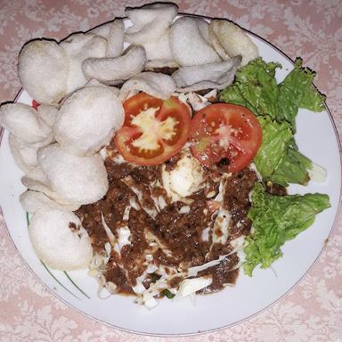 RUMAH MAKAN FADILAH SPESIAL LOTEK DAN GADO GADO