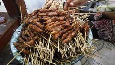 SATE AYAM PAK MAN BODEH