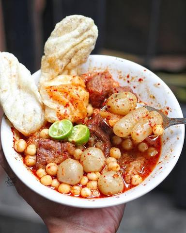 SEBLAK DAN BASO WARUNG KUJANG