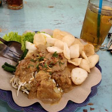 SOTO AYAM KAMPUNG BU ATEMO(ꦱꦠꦄꦪꦩꦏꦩꦥꦧꦄꦠꦩ)