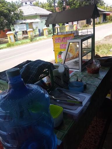 WARUNG MAKAN MBAH SENTOT