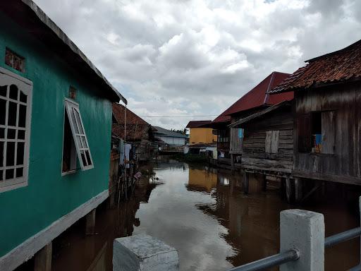 WARUNG EMMI