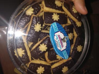 ARJUNA CAKE AND COOKIES